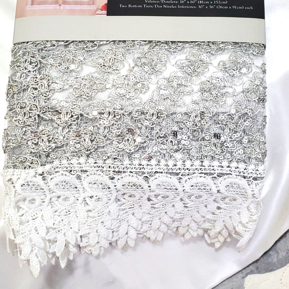 3pcs Embroidery Kitchen Curtain Set - Picture 1 of 1